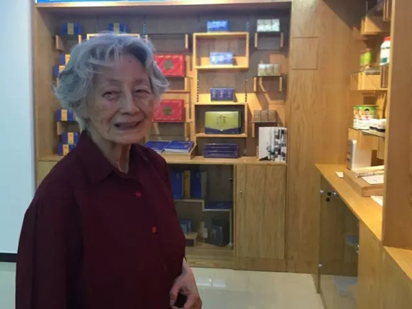 “中国菌物健康前沿产品展示厅”特邀三江源入驻-冬虫夏草 中国青海三江源冬虫夏草 Cordyceps sinensis