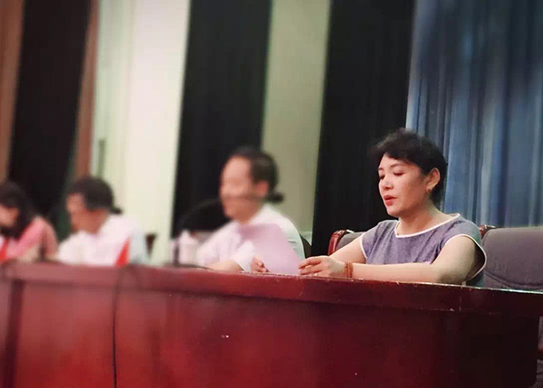 路漫漫其修远兮 吾将上下而求索-------党建工作的生命力在于党组织和党员切实发挥作用-冬虫夏草 中国青海三江源冬虫夏草 Cordyceps sinensis